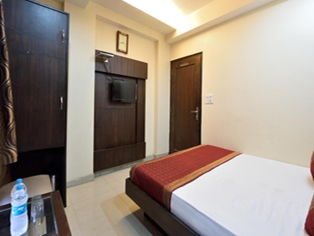 Hotel Gaylord International - New Delhi Exterior foto